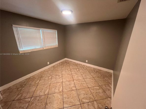 3616 SW 14th St, Fort Lauderdale FL 33312