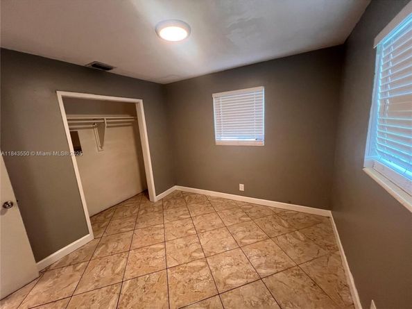 3616 SW 14th St, Fort Lauderdale FL 33312