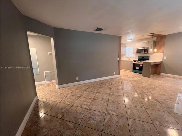 3616 SW 14th St, Fort Lauderdale FL 33312