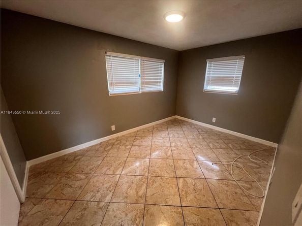 3616 SW 14th St, Fort Lauderdale FL 33312