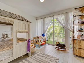 89 N Shore Dr, Miami Beach FL 33141