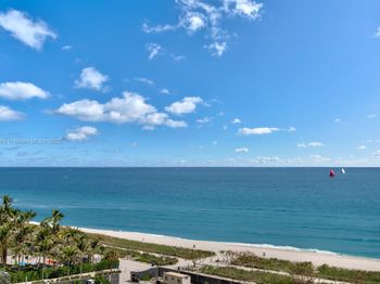 8701 Collins Ave