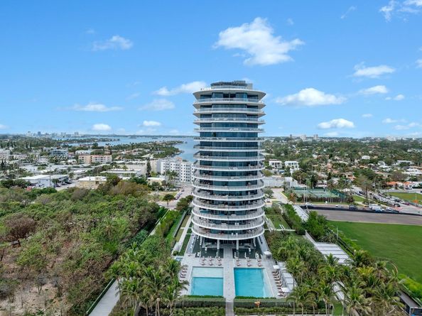 8701 Collins Ave 805, Miami Beach FL 33154