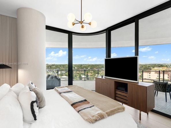 8701 Collins Ave 805, Miami Beach FL 33154