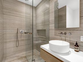 8701 Collins Ave 805, Miami Beach FL 33154