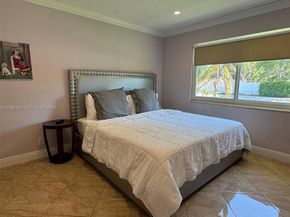 2355 SE 7th St, Pompano Beach FL 33062