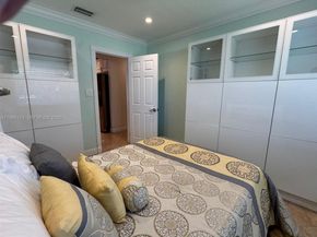 2355 SE 7th St, Pompano Beach FL 33062