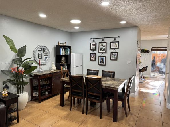 7005 NW 173rd Dr 1702, Hialeah FL 33015