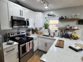 7005 NW 173rd Dr 1702, Hialeah FL 33015