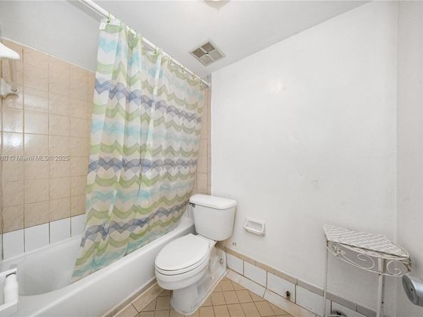 5249 NW 7th St 103, Miami FL 33126
