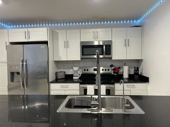 25888 SW 139th Path, Homestead FL 33032