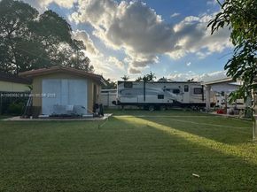 11260 SW 60th Ter, Miami FL 33173