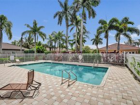 1201 NW 192nd Ln, Pembroke Pines FL 33029