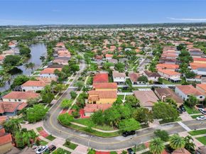 1201 NW 192nd Ln, Pembroke Pines FL 33029