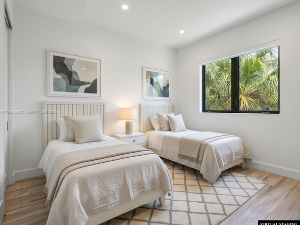 332 Balboa St, Hollywood FL 33019