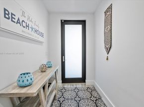 332 Balboa St, Hollywood FL 33019