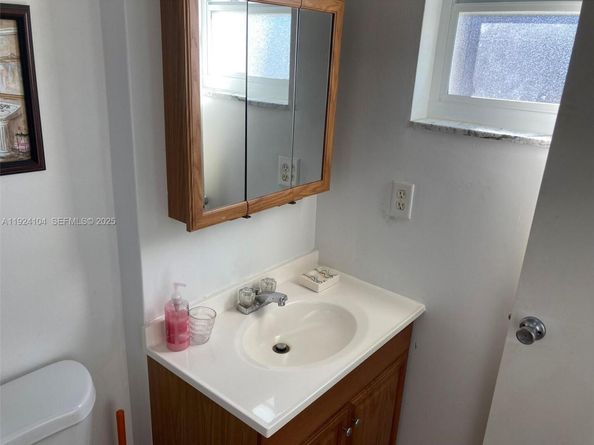 5300 Washington St N117, Hollywood FL 33021