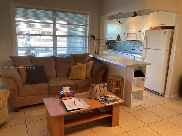 5300 Washington St N117, Hollywood FL 33021