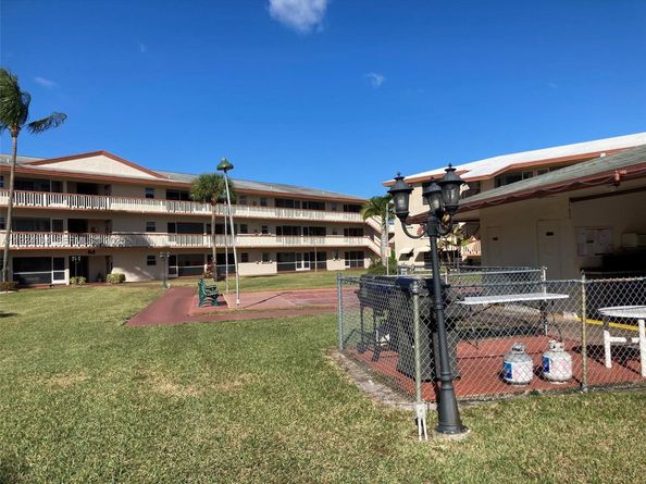 5300 Washington St N117, Hollywood FL 33021