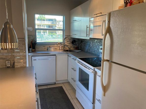 5300 Washington St N117, Hollywood FL 33021