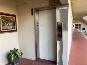 5300 Washington St N117, Hollywood FL 33021