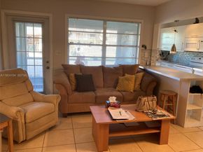 5300 Washington St N117, Hollywood FL 33021