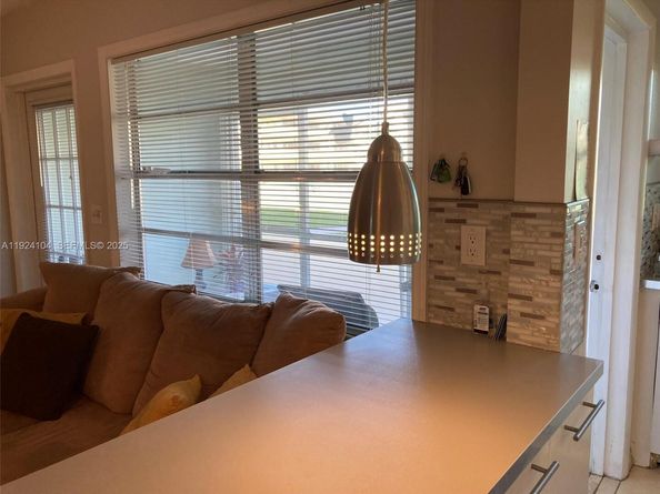 5300 Washington St N117, Hollywood FL 33021