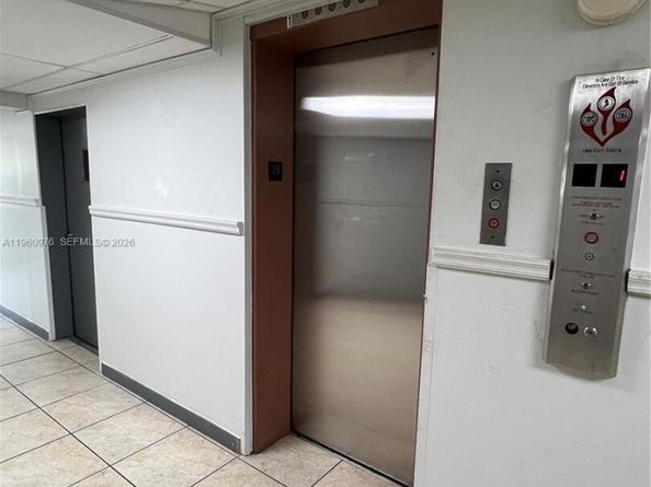 701 Three Islands Blvd 110, Hallandale Beach FL 33009