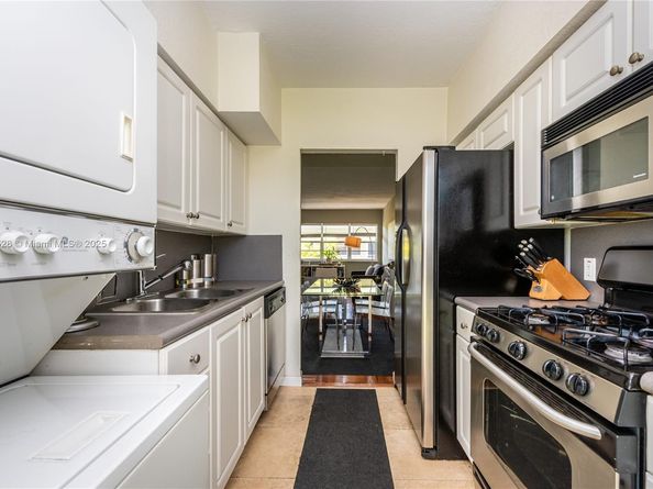350 S Shore Dr 7, Miami Beach FL 33141