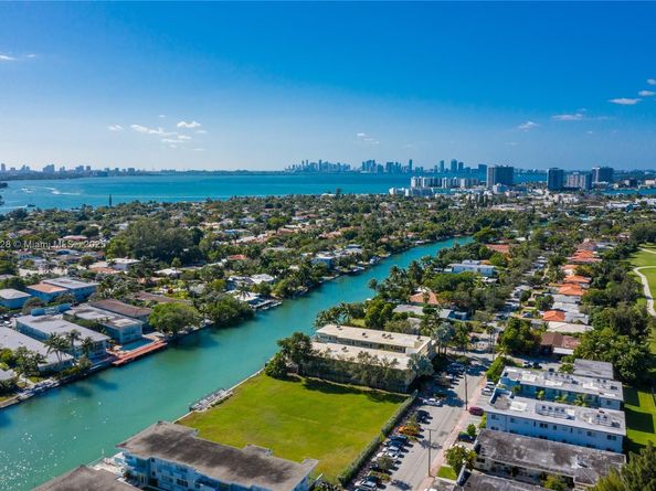 350 S Shore Dr 7, Miami Beach FL 33141