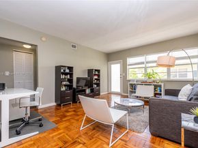 350 S Shore Dr 7, Miami Beach FL 33141