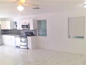 710 52nd St, West Palm Beach FL 33407