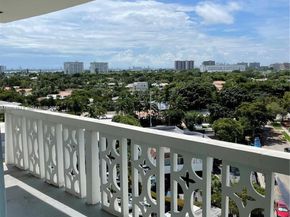 13155 Ixora Ct 901, North Miami FL 33181