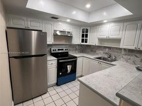 2605 NW 47th Ter 103, Lauderdale Lakes FL 33313