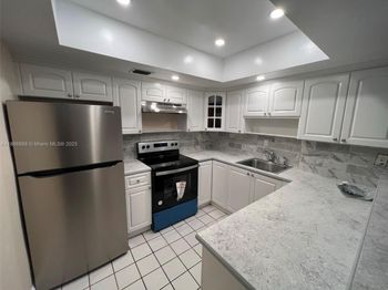 2605 NW 47th Ter