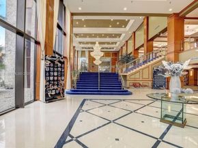 850 SW 133rd Ter 202B, Pembroke Pines FL 33027