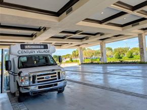 850 SW 133rd Ter 202B, Pembroke Pines FL 33027