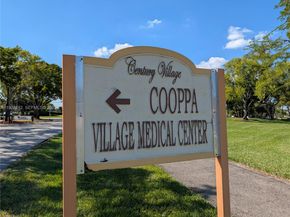 850 SW 133rd Ter 202B, Pembroke Pines FL 33027