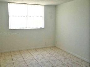 480 Executive Center Dr 3C, West Palm Beach FL 33401