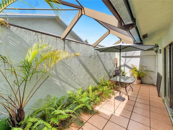 9141 SW 22nd St, Boca Raton FL 33428