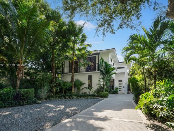3630 Avocado Ave, Miami FL 33133