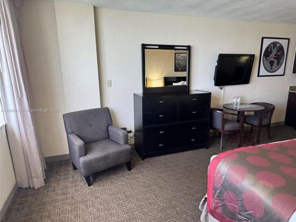 19201 Collins Ave 1108, Sunny Isles Beach FL 33160