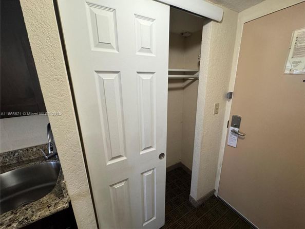 19201 Collins Ave 1108, Sunny Isles Beach FL 33160