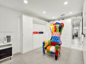 21015 NE 19th Ct, Miami FL 33179