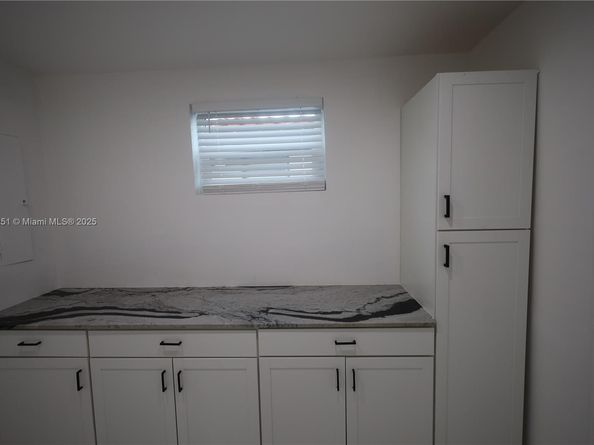 3955 SW 69th Ave, Miami FL 33155