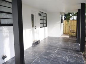 3955 SW 69th Ave, Miami FL 33155