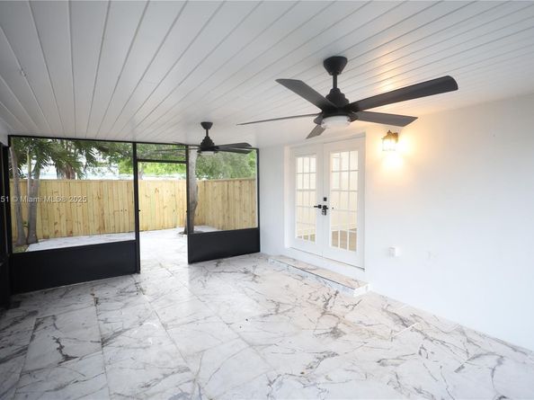 3955 SW 69th Ave, Miami FL 33155