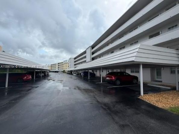 250 John F Kennedy Dr 303, Atlantis FL 33462