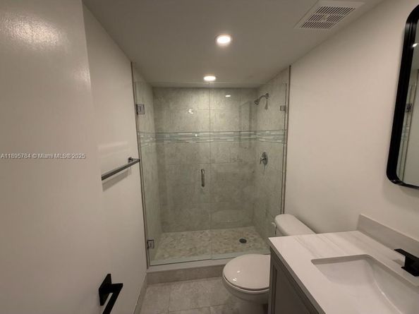 250 John F Kennedy Dr 303, Atlantis FL 33462