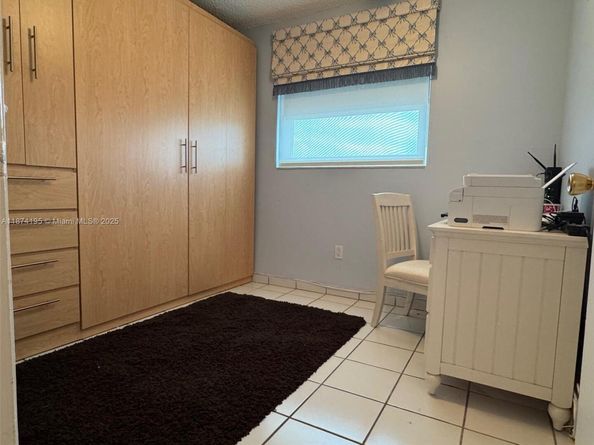 3522 NE 171st St 303, North Miami Beach FL 33160